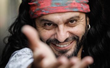 EL DISCO DEL AÑO: El arrebato, Abrazos Créditos a su autor. El propietario de esta imagen es el titular de sus derechos.