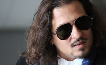 CONEXIÓN LATINA con FARRU Créditos a su autor. El propietario de esta imagen es el titular de sus derechos.