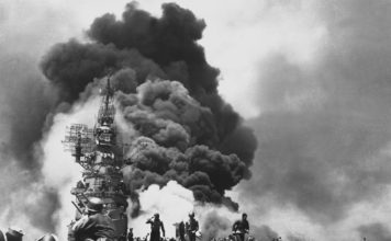 HISTORIAS DE LA HISTORIA: Los submarinos suicidas japoneses Créditos a su autor. El propietario de esta imagen es el titular de sus derechos.