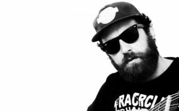 CONEXIÓN LATINA: León Torres Créditos a su autor. El propietario de esta imagen es el titular de sus derechos.