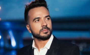 EL DISCO DEL AÑO: Luis Fonsi, Vida Créditos a su autor. El propietario de esta imagen es el titular de sus derechos.