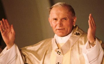 HISTORIAS DE LA HISTORIA: El intento de asesinato de Juan Pablo II Créditos a su autor. El propietario de esta imagen es el titular de sus derechos.