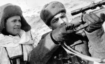 HISTORIAS DE LA HISTORIA: Vasili Zaitsev Créditos a su autor. El propietario de esta imagen es el titular de sus derechos.