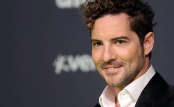 EL DISCO DEL AÑO: David Bisbal, Hijos del mar Créditos a su autor. El propietario de esta imagen es el titular de sus derechos.