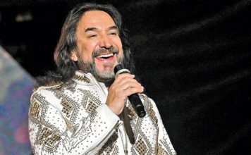 EL DISCO DEL AÑO: Todos somos MAS Créditos a su autor. El propietario de esta imagen es el titular de sus derechos.