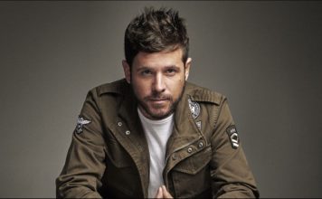 EL DISCO DEL AÑO: Pablo López, Camino, fuego y libertad Créditos a su autor. El propietario de esta imagen es el titular de sus derechos.