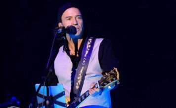 EL DISCO DEL AÑO: Los Secretos, Algo prestado Créditos a su autor. El propietario de esta imagen es el titular de sus derechos.