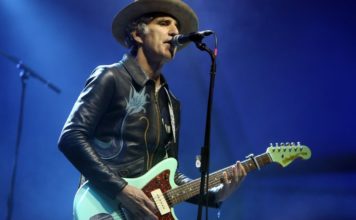 EL GARAJE 1×19 Créditos a su autor. El propietario de esta imagen es el titular de sus derechos.