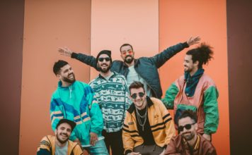 CONEXIÓN LATINA con LA SRA. TOMASA Créditos a su autor. El propietario de esta imagen es el titular de sus derechos.