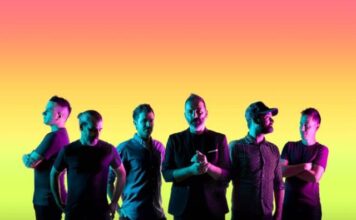 CONEXIÓN LATINA con CARMEN 113 Créditos a su autor. El propietario de esta imagen es el titular de sus derechos.