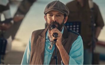 EL DISCO DEL AÑO: Juan Luis Guerra, Entre mar y palmeras Créditos a su autor. El propietario de esta imagen es el titular de sus derechos.
