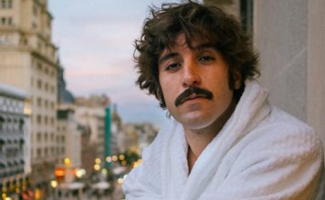 PRIMER PLANO con MAXIMILIANO CALVO Créditos a su autor. El propietario de esta imagen es el titular de sus derechos.