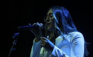 CONEXIÓN LATINA con FLAVIA Créditos a su autor. El propietario de esta imagen es el titular de sus derechos.