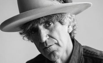 EL DISCO DEL AÑO: Mikel Erentxun, Amigos de guardia Créditos a su autor. El propietario de esta imagen es el titular de sus derechos.