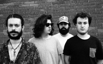 EL GARAJE 3×22 con DRUGOS Créditos a su autor. El propietario de esta imagen es el titular de sus derechos.