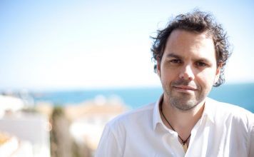 CONEXIÓN LATINA con JOAN SORDÉ Créditos a su autor. El propietario de esta imagen es el titular de sus derechos.