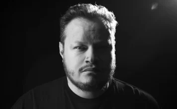 EL DISCO DEL AÑO: Leonel García, Ella y yo Créditos a su autor. El propietario de esta imagen es el titular de sus derechos.