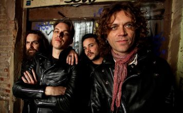 EL GARAJE 3×34 Créditos a su autor. El propietario de esta imagen es el titular de sus derechos.