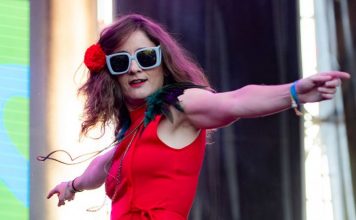 CONEXIÓN LATINA con Belenciana Créditos a su autor. El propietario de esta imagen es el titular de sus derechos.