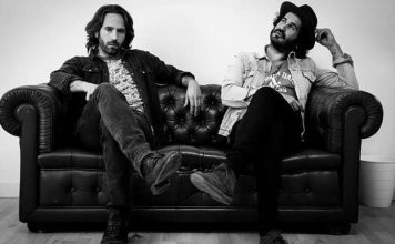 EL GARAJE con RECICLAJE Créditos a su autor. El propietario de esta imagen es el titular de sus derechos.