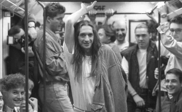 EL GARAJE 4×14 Créditos a su autor. El propietario de esta imagen es el titular de sus derechos.