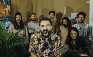 CONEXIÓN LATINA con ALBERTO Y GARCÍA Créditos a su autor. El propietario de esta imagen es el titular de sus derechos.