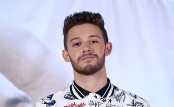 PRIMER PLANO con RUGGERO Créditos a su autor. El propietario de esta imagen es el titular de sus derechos.