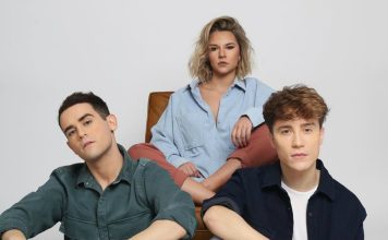 EL DISCO DEL AÑO: Mantra, Epicentro Créditos a su autor. El propietario de esta imagen es el titular de sus derechos.