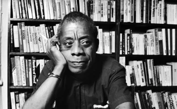 CUENTOS DE MEDIANOCHE: La herida de Roy Créditos a su autor. El propietario de esta imagen es el titular de sus derechos.