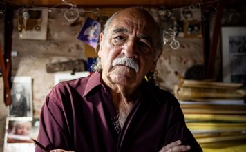 CUENTOS DE MEDIANOCHE: Abuelo bestial y abuelo callado Créditos a su autor. El propietario de esta imagen es el titular de sus derechos.