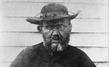 HISTORIAS DE LA HISTORIA: El padre Damián Créditos a su autor. El propietario de esta imagen es el titular de sus derechos.