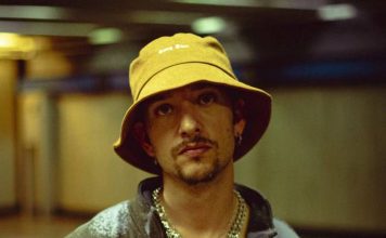 PRIMER PLANO con VIC MIRALLAS Créditos a su autor. El propietario de esta imagen es el titular de sus derechos.