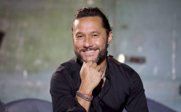 EL DISCO DEL AÑO: Diego Torres, mejor que ayer Créditos a su autor. El propietario de esta imagen es el titular de sus derechos.