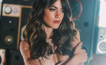 EL DISCO DEL AÑO: Tini, Un mechón de pelo Créditos a su autor. El propietario de esta imagen es el titular de sus derechos.