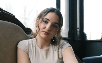 CONEXIÓN LATINA con PONCELAM Créditos a su autor. El propietario de esta imagen es el titular de sus derechos.