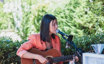 PRIMER PLANO con SILVIA EXPÓSITO Créditos a su autor. El propietario de esta imagen es el titular de sus derechos.