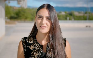 PRIMER PLANO con ALBA LA MERCED Créditos a su autor. El propietario de esta imagen es el titular de sus derechos.