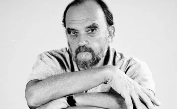 CUENTOS DE MEDIANOCHE: Una vida salvaje Créditos a su autor. El propietario de esta imagen es el titular de sus derechos.