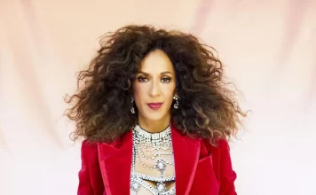 EL DISCO DEL AÑO: Rosario, Universo de Ley Créditos a su autor. El propietario de esta imagen es el titular de sus derechos.