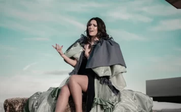 PRIMER PLANO con ARANCHA SANTIAGO Créditos a su autor. El propietario de esta imagen es el titular de sus derechos.