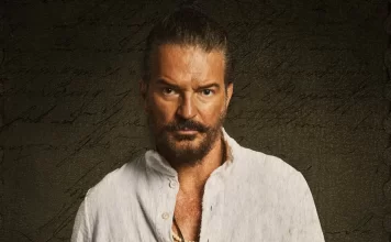 EL DISCO DEL AÑO: Ricardo Arjona, Seco Créditos a su autor. El propietario de esta imagen es el titular de sus derechos.