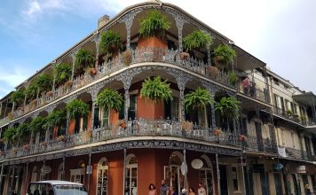 HISTORIAS DE LA HISTORIA: El barrio francés de Nueva Orleans Créditos a su autor. El propietario de esta imagen es el titular de sus derechos.