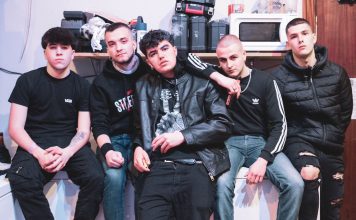 EL GARAJE con AARON ROMERO (LINAJE) Créditos a su autor. El propietario de esta imagen es el titular de sus derechos.