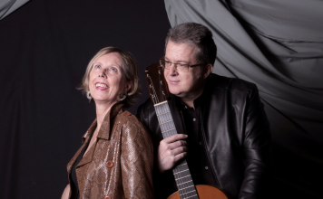 CONEXIÓN LATINA con MARTA y MICÓ Créditos a su autor. El propietario de esta imagen es el titular de sus derechos.