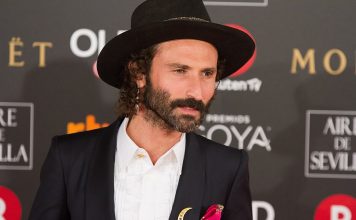 HABLANDO CARRETA 4×30 Créditos a su autor. El propietario de esta imagen es el titular de sus derechos.