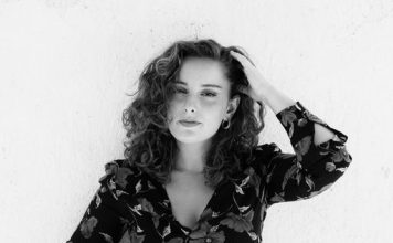 PRIMER PLANO con MARÍA BARAJAS Créditos a su autor. El propietario de esta imagen es el titular de sus derechos.