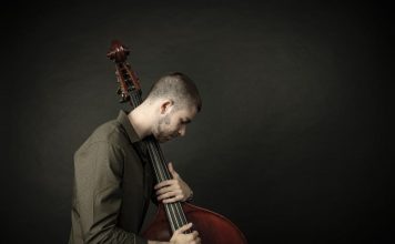 CONEXIÓN LATINA con PAU VIGUER y HÉCTOR TEJEDO