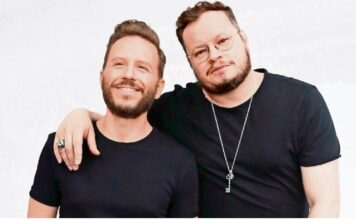 EL DISCO DEL AÑO: Sin Bandera, Sintonías