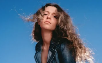 CONEXIÓN LATINA con SARA SÍSTOLE